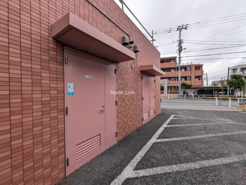 ライオンズガーデン東武練馬壱番館　ゴミ置き場